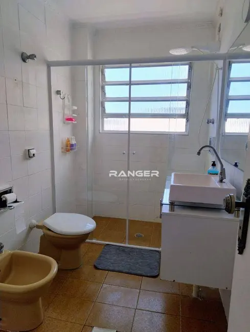 Foto 9 de Apartamento com 2 quartos à venda, 104m2 em Embaré, Santos - SP