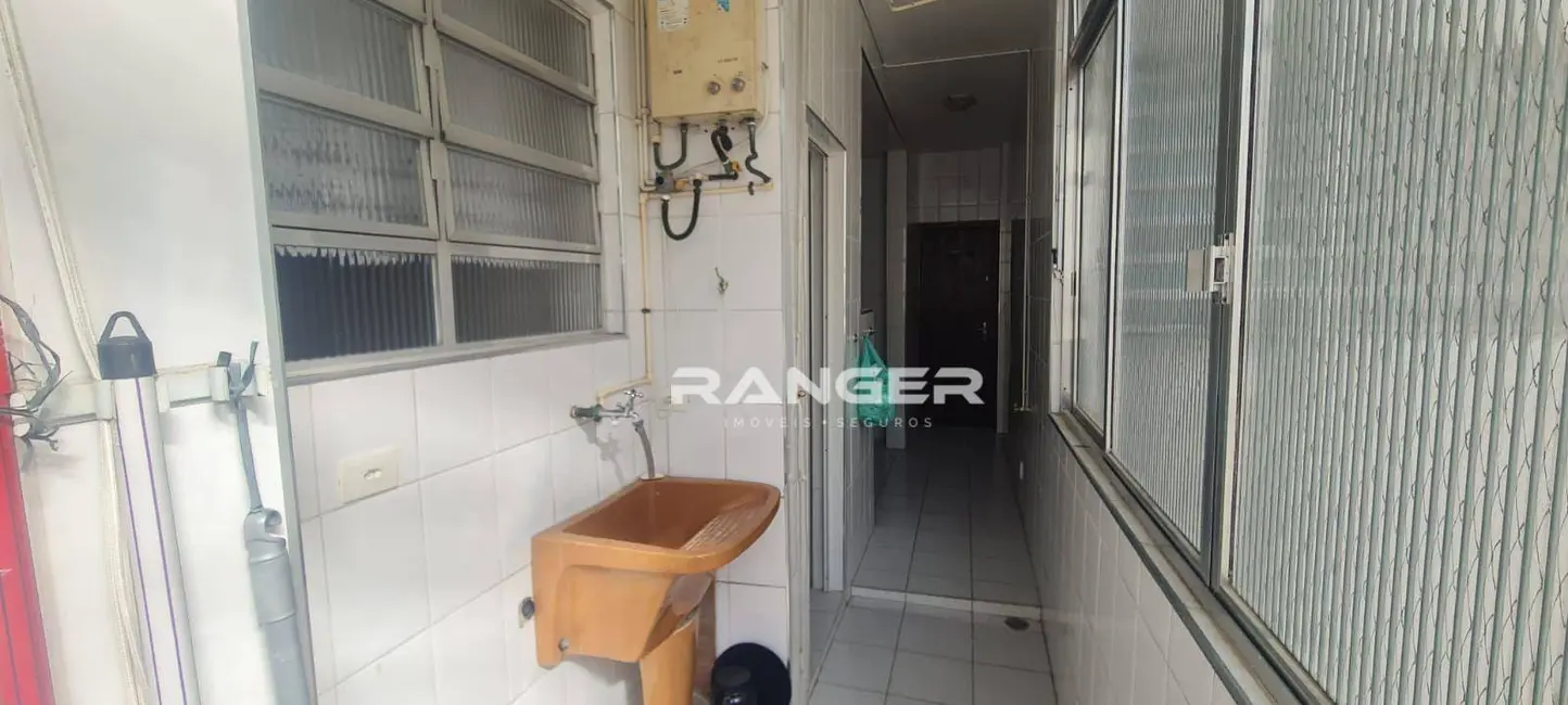 Foto 9 de Apartamento com 3 quartos à venda, 110m2 em José Menino, Santos - SP