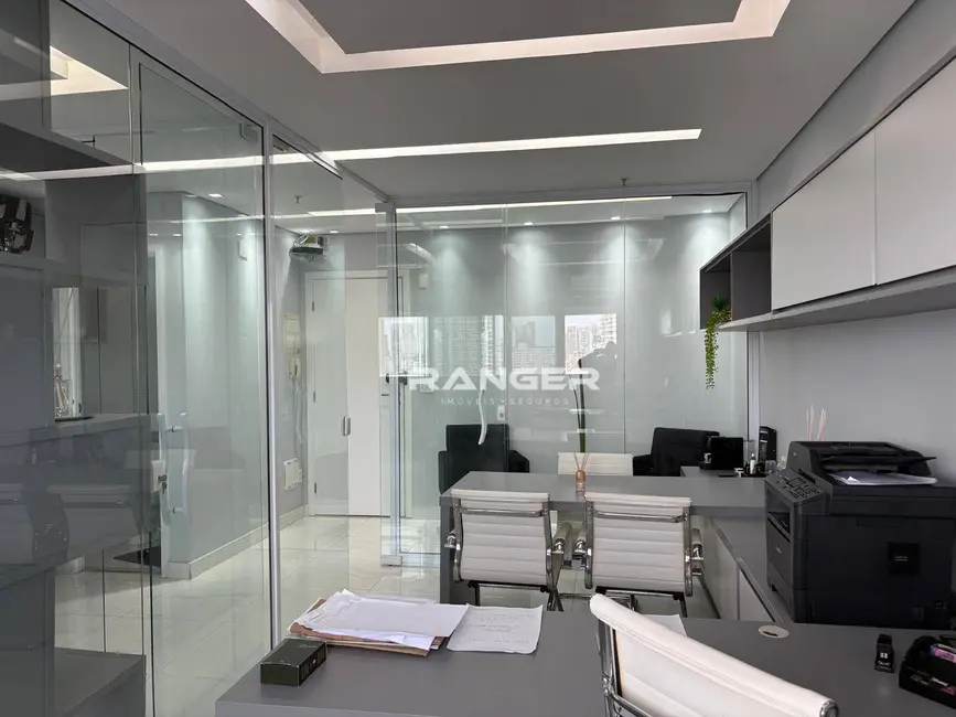Foto 1 de Sala Comercial para alugar, 37m2 em Vila Belmiro, Santos - SP