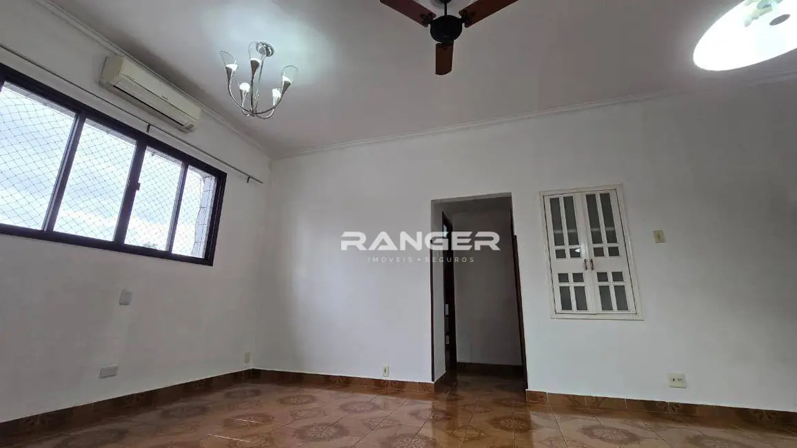 Foto 2 de Apartamento com 2 quartos à venda, 76m2 em Santos - SP