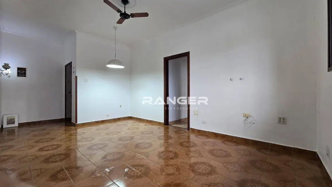 Foto 5 de Apartamento com 2 quartos à venda, 76m2 em Santos - SP