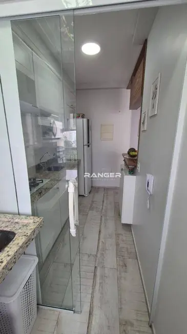 Apartamento com 2 quartos para alugar, 63m2 em Marapé, Santos - SP - imagem 7 Foto 7 de Apartamento com 2 quartos para alugar, 63m2 em Marapé, Santos - SP