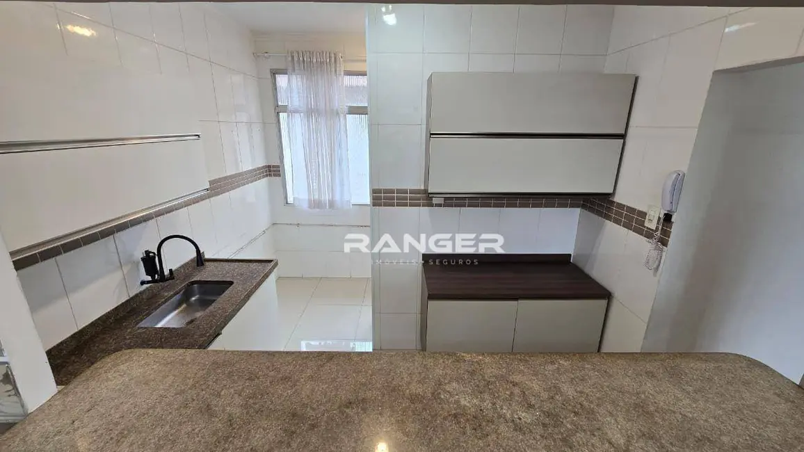 Foto 5 de Apartamento com 2 quartos para alugar, 75m2 em Boqueirão, Santos - SP