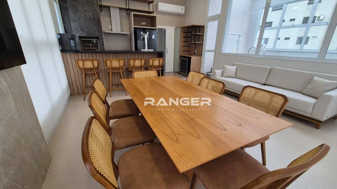 Foto 3 de Apartamento com 3 quartos para alugar, 166m2 em Embaré, Santos - SP