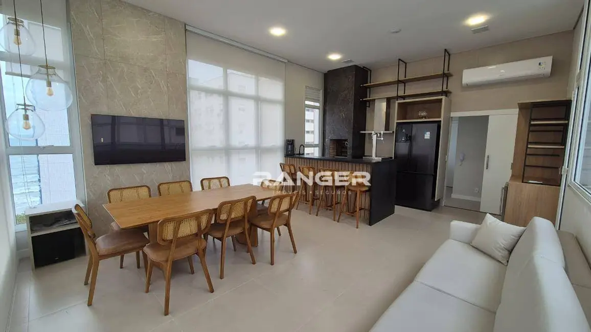 Foto 2 de Apartamento com 3 quartos para alugar, 166m2 em Embaré, Santos - SP