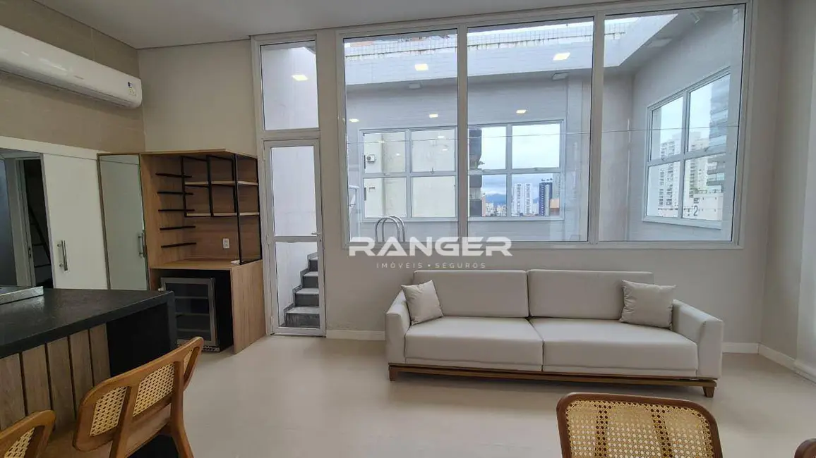 Foto 8 de Apartamento com 3 quartos para alugar, 166m2 em Embaré, Santos - SP