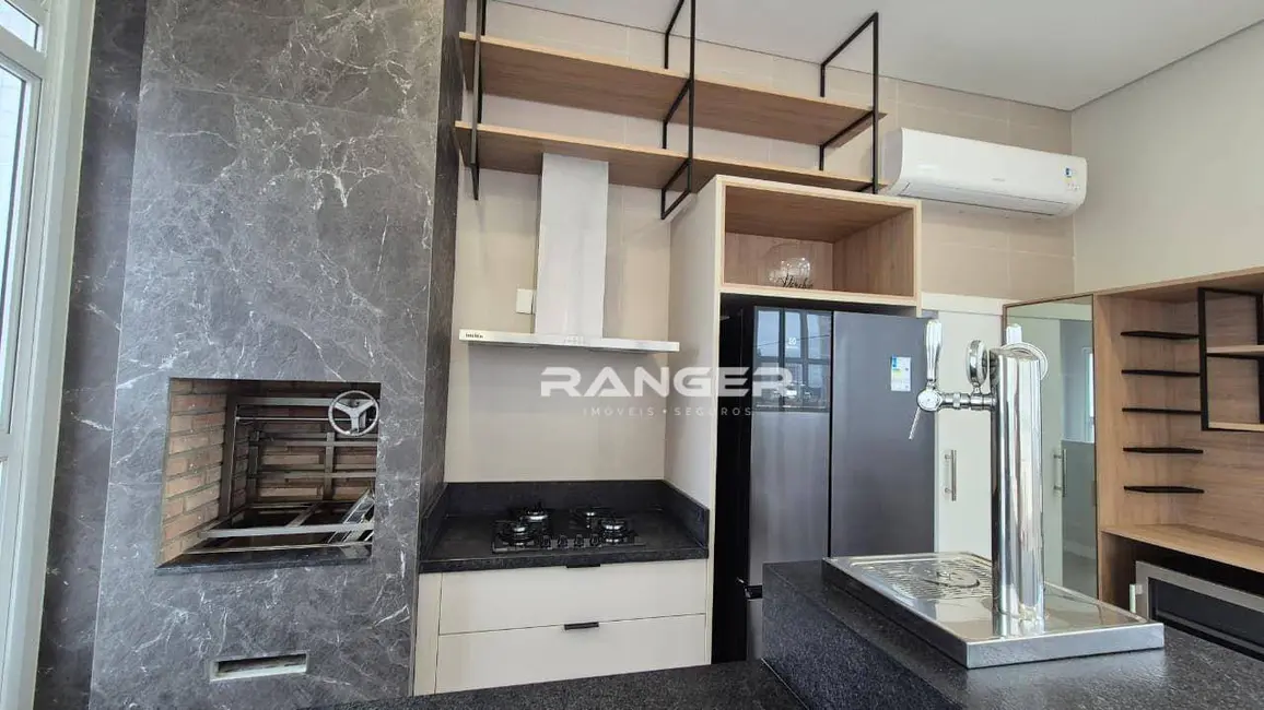 Foto 4 de Apartamento com 3 quartos para alugar, 166m2 em Embaré, Santos - SP