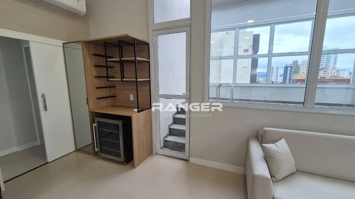 Foto 9 de Apartamento com 3 quartos para alugar, 166m2 em Embaré, Santos - SP