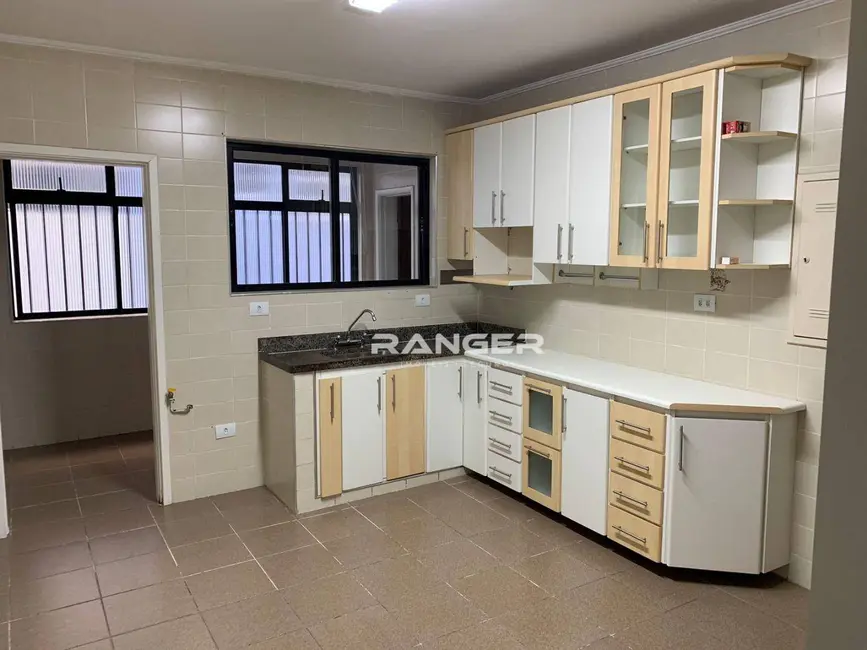 Foto 6 de Apartamento com 3 quartos à venda, 182m2 em Ponta da Praia, Santos - SP