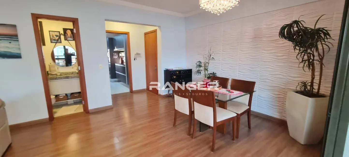 Foto 8 de Apartamento com 3 quartos à venda, 160m2 em Ponta da Praia, Santos - SP