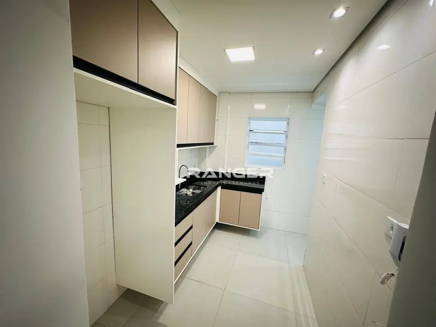 Foto 7 de Apartamento com 2 quartos à venda, 63m2 em Ponta da Praia, Santos - SP