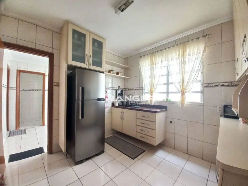 Foto 8 de Apartamento com 3 quartos à venda, 157m2 em Marapé, Santos - SP