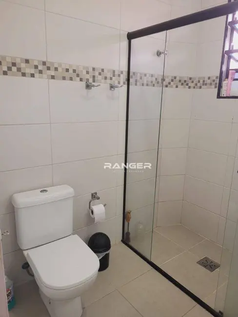 Apartamento com 2 quartos à venda, 60m2 em Encruzilhada, Santos - SP - imagem 4 Foto 4 de Apartamento com 2 quartos à venda, 60m2 em Encruzilhada, Santos - SP