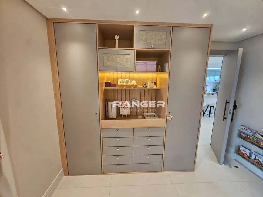 Foto 4 de Apartamento com 2 quartos à venda, 115m2 em Ponta da Praia, Santos - SP