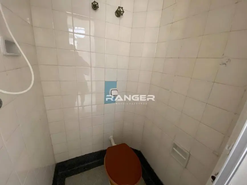 Apartamento com 3 quartos para alugar, 120m2 em Boqueirão, Santos - SP - imagem 9 Foto 9 de Apartamento com 3 quartos para alugar, 120m2 em Boqueirão, Santos - SP