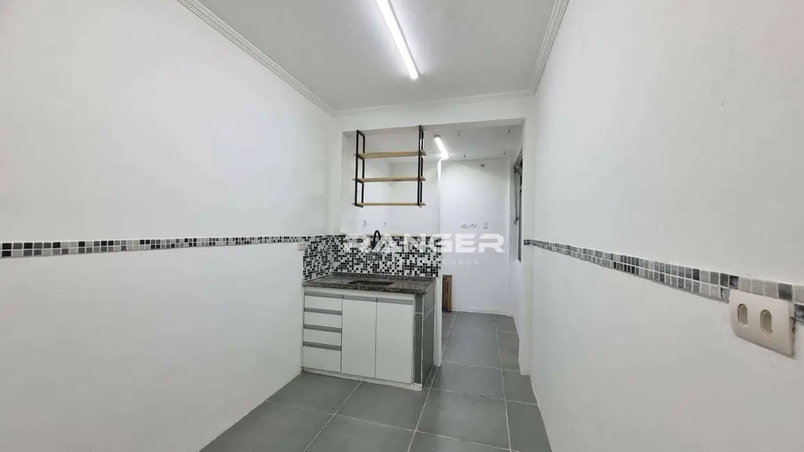 Apartamento com 2 quartos para alugar, 70m2 em Santos - SP - imagem 4 Foto 4 de Apartamento com 2 quartos para alugar, 70m2 em Santos - SP