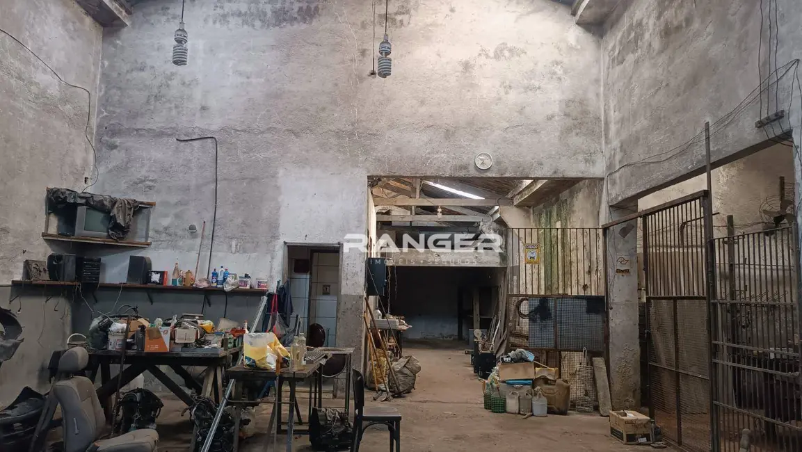 Foto 1 de Armazém / Galpão para alugar, 358m2 em Macuco, Santos - SP