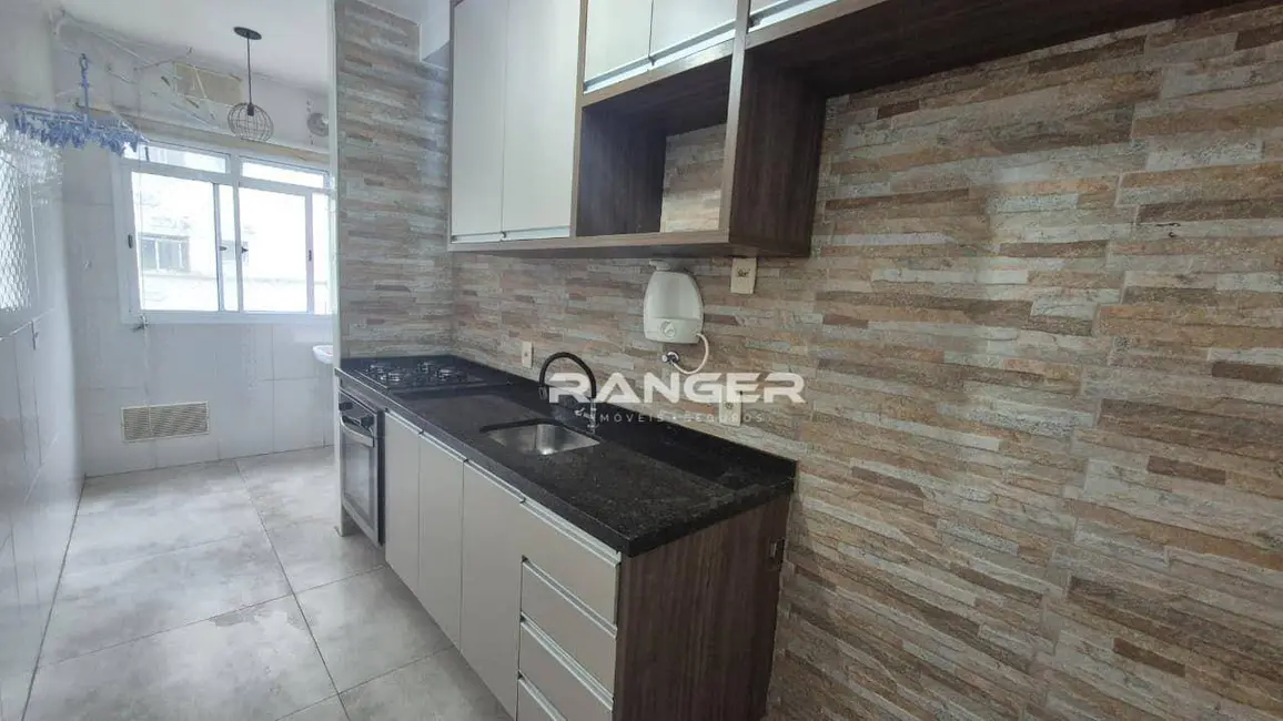 Apartamento com 3 quartos para alugar, 84m2 em Marapé, Santos - SP - imagem 8 Foto 8 de Apartamento com 3 quartos para alugar, 84m2 em Marapé, Santos - SP