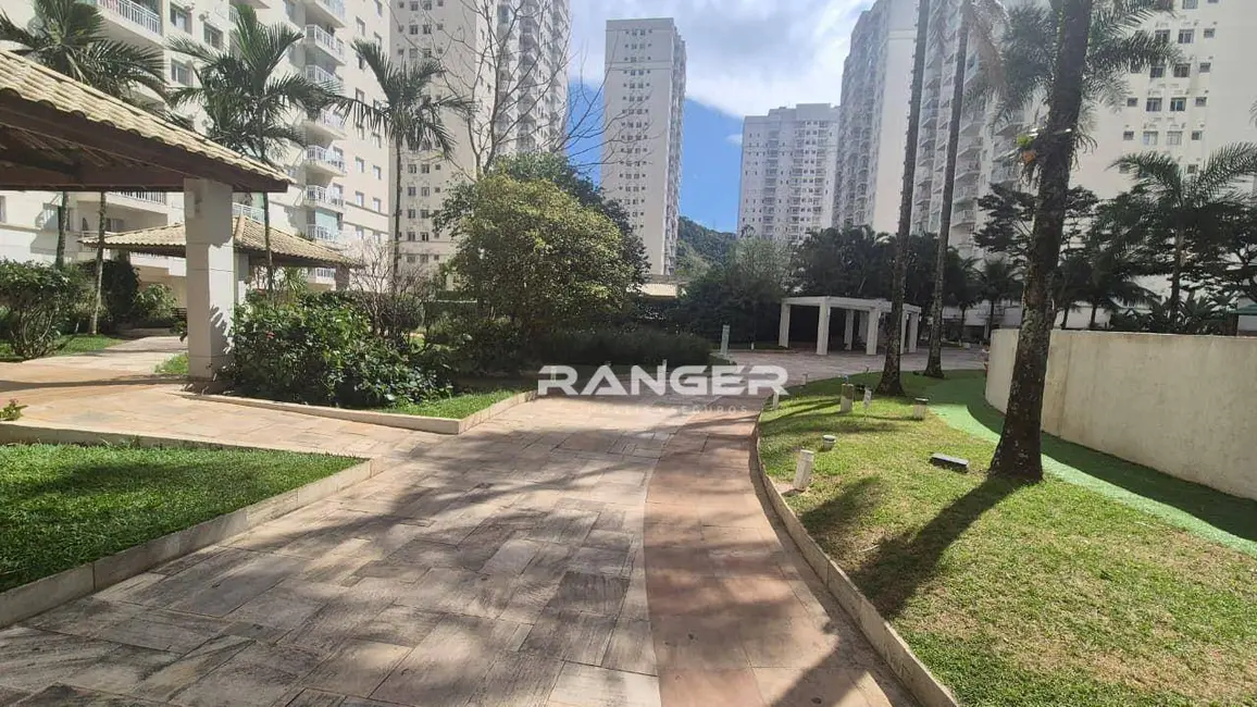 Apartamento com 3 quartos para alugar, 84m2 em Marapé, Santos - SP - imagem 3 Foto 3 de Apartamento com 3 quartos para alugar, 84m2 em Marapé, Santos - SP