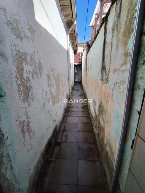 Foto 7 de Casa com 2 quartos à venda, 208m2 em Marapé, Santos - SP