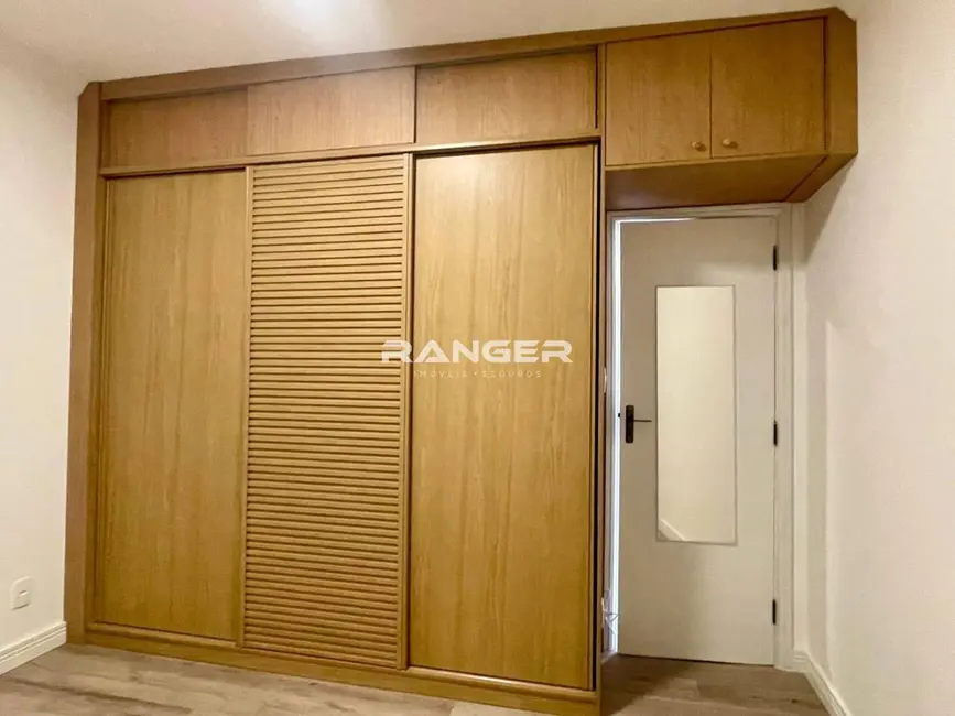 Apartamento com 1 quarto para alugar, 47m2 em Encruzilhada, Santos - SP - imagem 5 Foto 5 de Apartamento com 1 quarto para alugar, 47m2 em Encruzilhada, Santos - SP