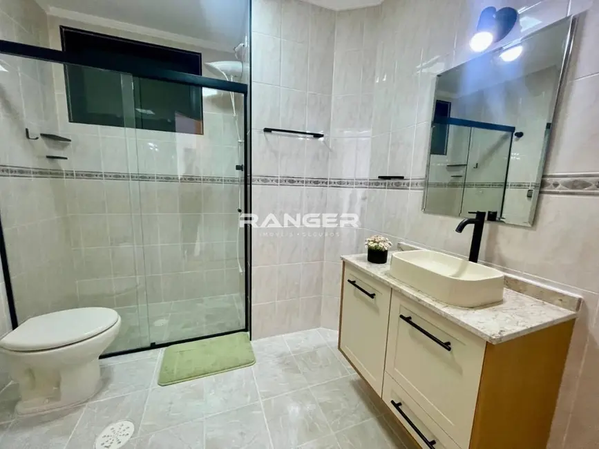 Apartamento com 1 quarto para alugar, 47m2 em Encruzilhada, Santos - SP - imagem 8 Foto 8 de Apartamento com 1 quarto para alugar, 47m2 em Encruzilhada, Santos - SP