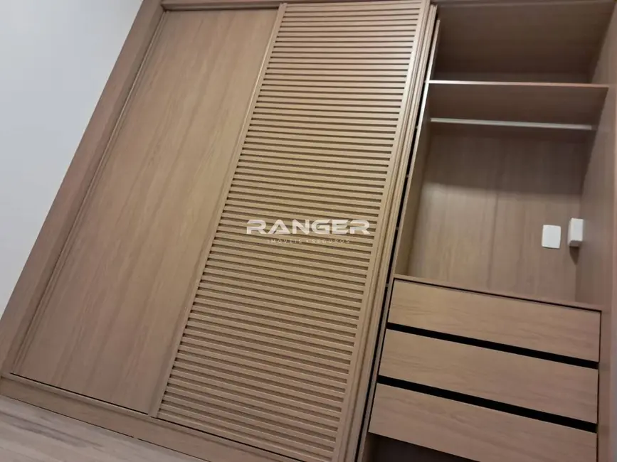 Apartamento com 1 quarto para alugar, 47m2 em Encruzilhada, Santos - SP - imagem 7 Foto 7 de Apartamento com 1 quarto para alugar, 47m2 em Encruzilhada, Santos - SP