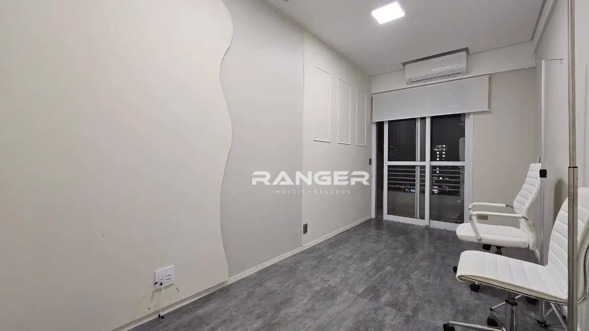 Foto 2 de Sala Comercial à venda, 42m2 em Santos - SP