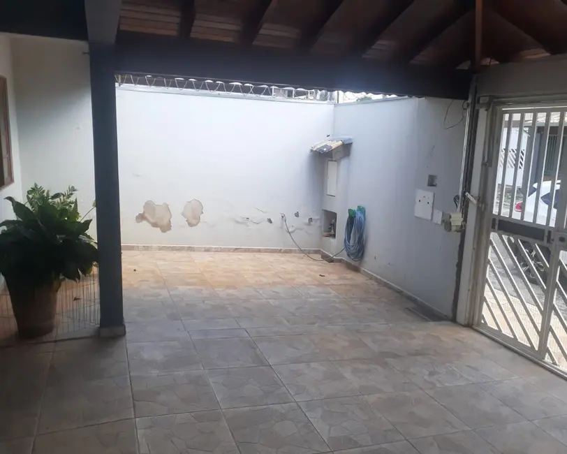 Casa com 3 quartos à venda, 185m2 em Itupeva - SP - imagem 3 Foto 3 de Casa com 3 quartos à venda, 185m2 em Itupeva - SP