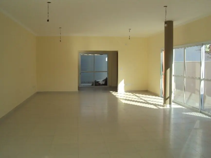 Sala Comercial à venda, 190m2 em Itupeva - SP - imagem 3 Foto 3 de Sala Comercial à venda, 190m2 em Itupeva - SP