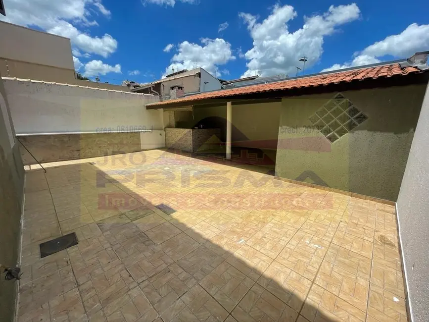 Casa com 4 quartos para alugar, 187m2 em Itupeva - SP - imagem 3 Foto 3 de Casa com 4 quartos para alugar, 187m2 em Itupeva - SP