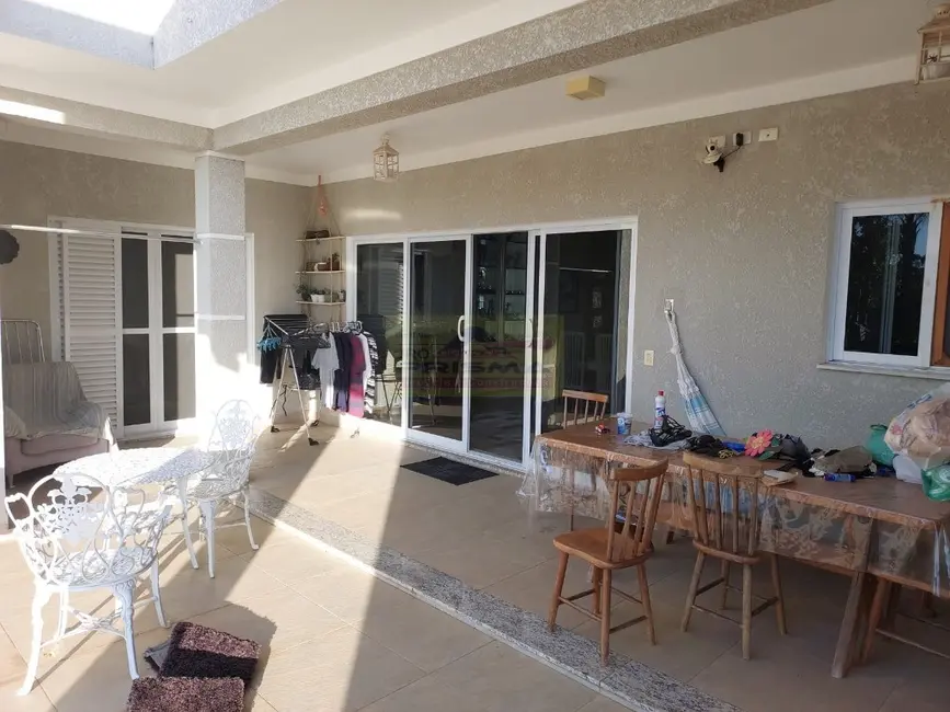 Casa de Condomínio com 3 quartos à venda, 300m2 em Itupeva - SP - imagem 4 Foto 4 de Casa de Condomínio com 3 quartos à venda, 300m2 em Itupeva - SP