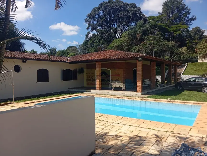 Chácara com 4 quartos à venda e para alugar, 250m2 em Itupeva - SP - imagem 7 Foto 7 de Chácara com 4 quartos à venda e para alugar, 250m2 em Itupeva - SP