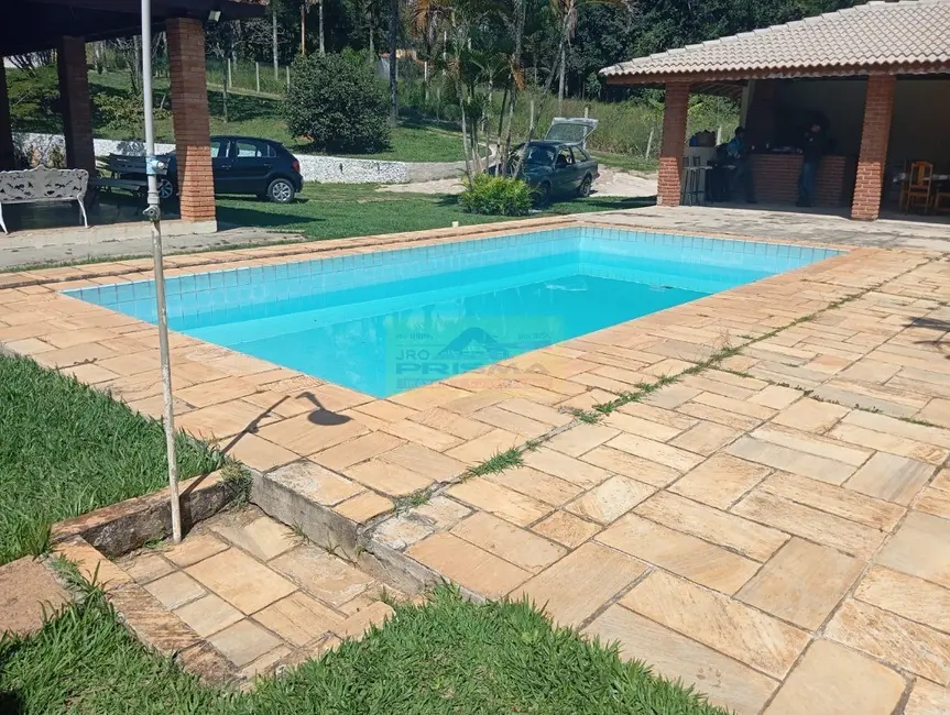 Chácara com 4 quartos à venda e para alugar, 250m2 em Itupeva - SP - imagem 8 Foto 8 de Chácara com 4 quartos à venda e para alugar, 250m2 em Itupeva - SP