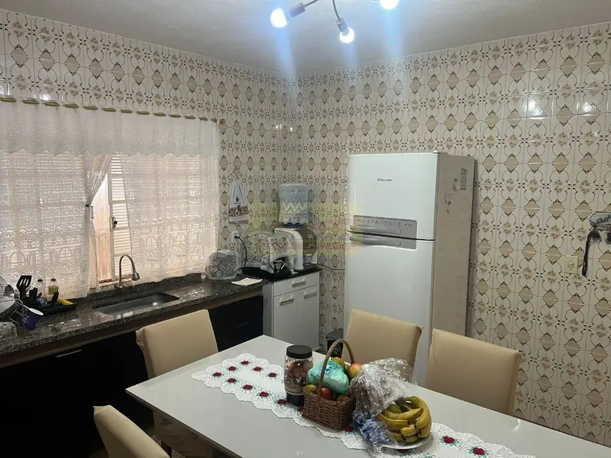 Casa com 3 quartos à venda, 231m2 em Itupeva - SP - imagem 8 Foto 8 de Casa com 3 quartos à venda, 231m2 em Itupeva - SP