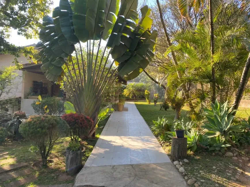 Chácara com 3 quartos à venda, 359m2 em Itupeva - SP - imagem 4 Foto 4 de Chácara com 3 quartos à venda, 359m2 em Itupeva - SP