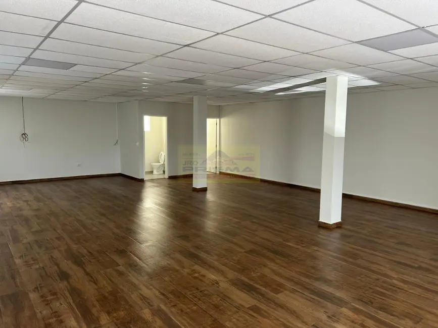 Sala Comercial para alugar, 404m2 em Itupeva - SP - imagem 7 Foto 7 de Sala Comercial para alugar, 404m2 em Itupeva - SP