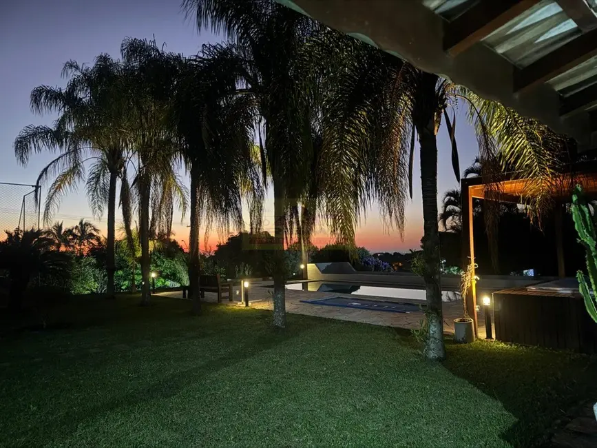 Chácara com 4 quartos à venda, 395m2 em Itupeva - SP - imagem 3 Foto 3 de Chácara com 4 quartos à venda, 395m2 em Itupeva - SP