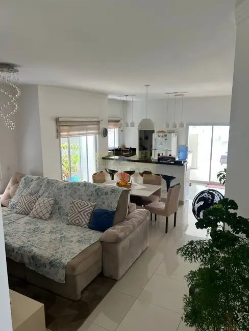 Foto 4 de Casa de Condomínio com 3 quartos à venda e para alugar, 187m2 em Itupeva - SP