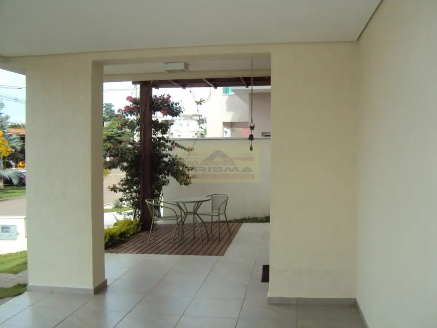 Casa com 3 quartos para alugar, 200m2 em Itupeva - SP - imagem 4 Foto 4 de Casa com 3 quartos para alugar, 200m2 em Itupeva - SP