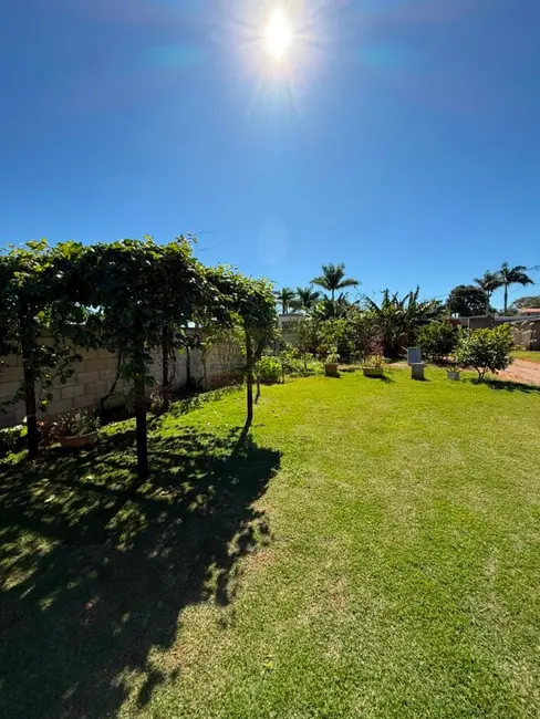 Foto 3 de Chácara com 2 quartos à venda, 220m2 em Jundiai - SP