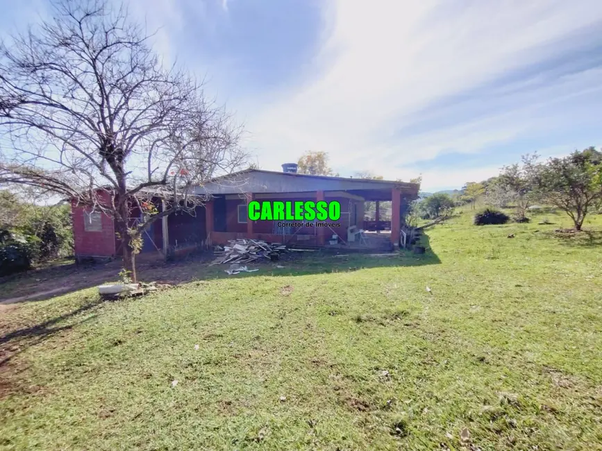 Foto 1 de Chácara com 3 quartos para alugar, 100m2 em Santa Maria - RS