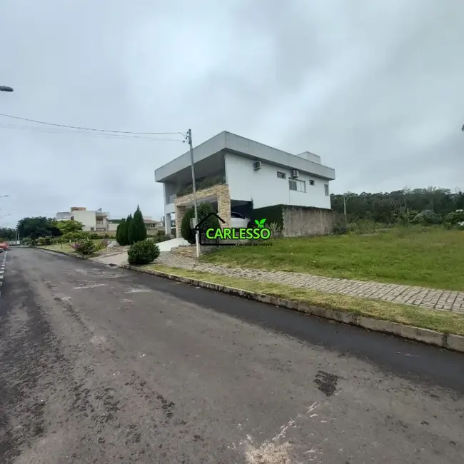 Foto 4 de Terreno / Lote à venda, 350m2 em Camobi, Santa Maria - RS