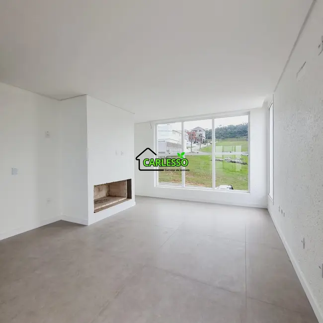 Casa com 3 quartos à venda, 300m2 em Tomazetti, Santa Maria - RS - imagem 4 Foto 4 de Casa com 3 quartos à venda, 300m2 em Tomazetti, Santa Maria - RS