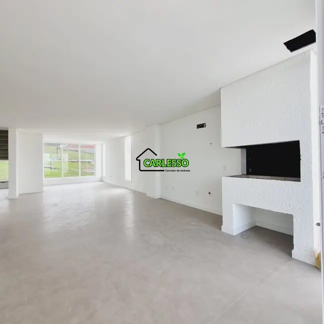 Casa com 3 quartos à venda, 300m2 em Tomazetti, Santa Maria - RS - imagem 8 Foto 8 de Casa com 3 quartos à venda, 300m2 em Tomazetti, Santa Maria - RS