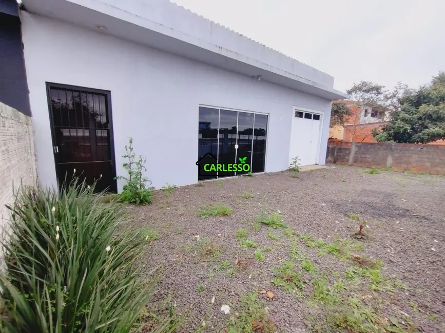 Foto 2 de Loja com 1 quarto à venda, 76m2 em Juscelino Kubitschek, Santa Maria - RS