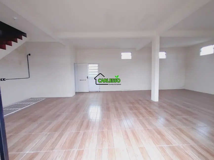 Foto 4 de Loja com 1 quarto à venda, 76m2 em Juscelino Kubitschek, Santa Maria - RS