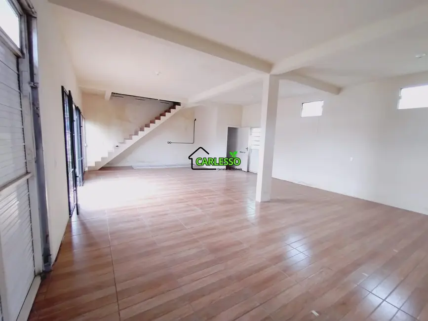 Foto 8 de Loja com 1 quarto à venda, 76m2 em Juscelino Kubitschek, Santa Maria - RS