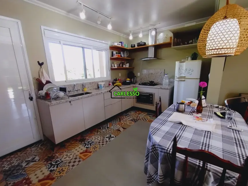 Foto 6 de Chácara com 2 quartos à venda, 70m2 em Dilermando De Aguiar - RS