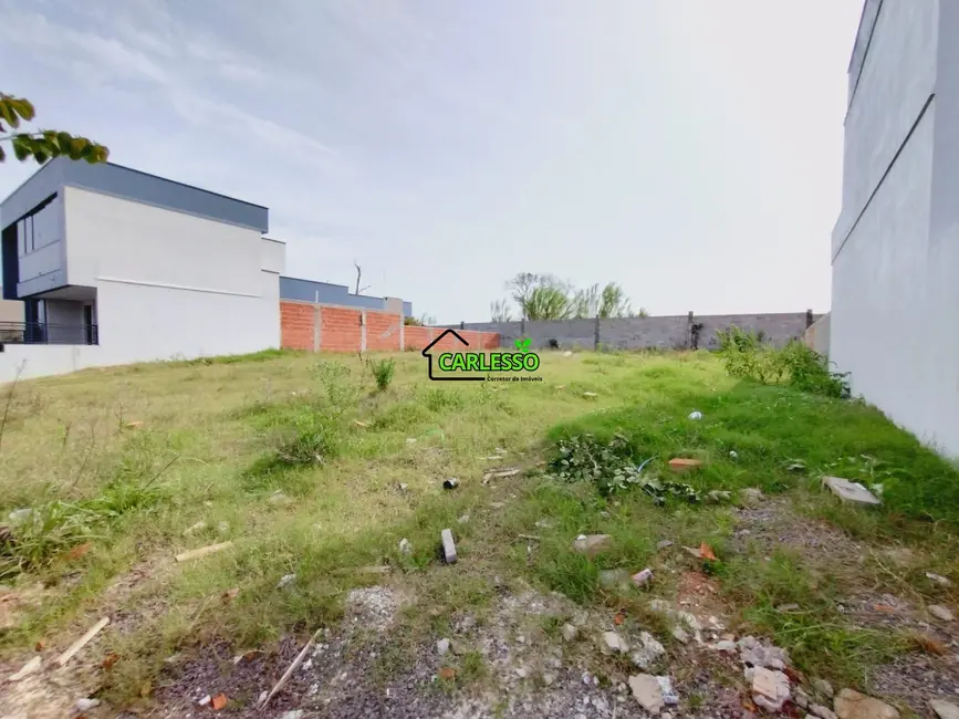 Foto 1 de Terreno / Lote à venda, 300m2 em Pinheiro Machado, Santa Maria - RS